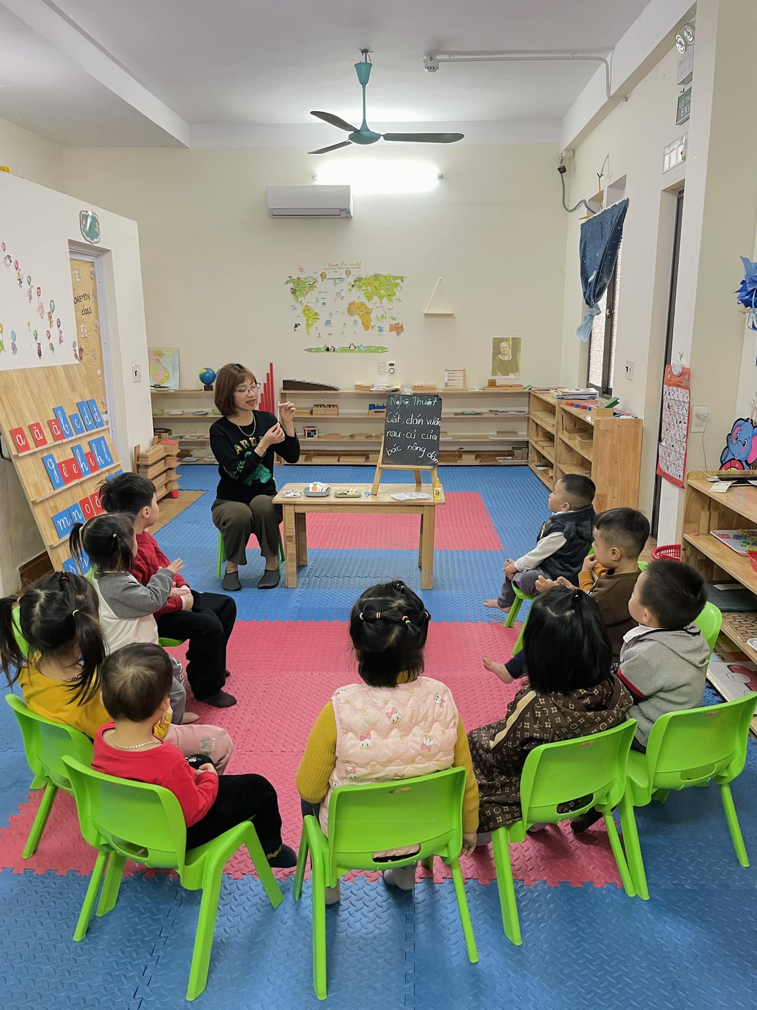 Không gian lớp học