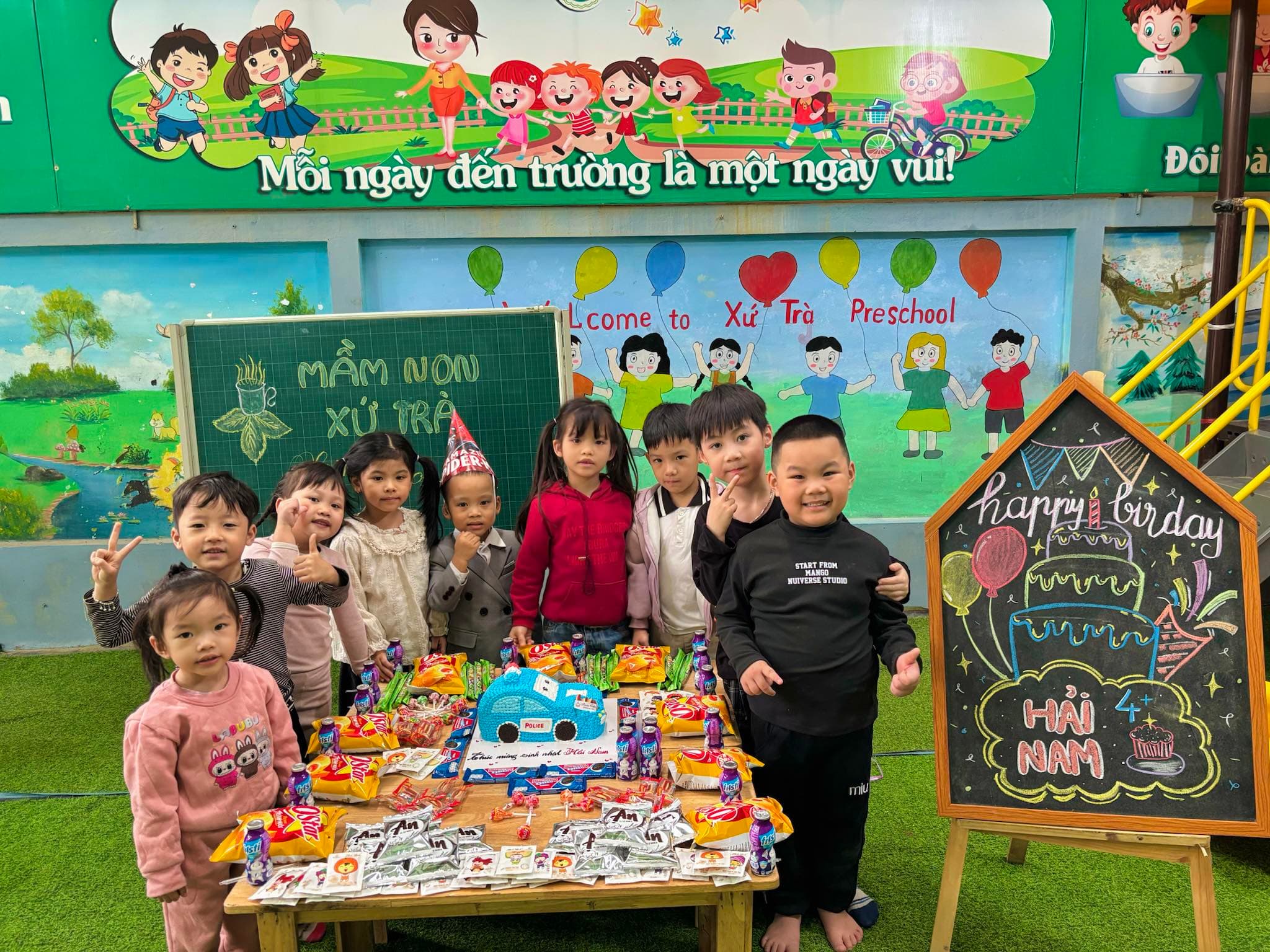 Nhận trẻ từ 10 tháng tuổi